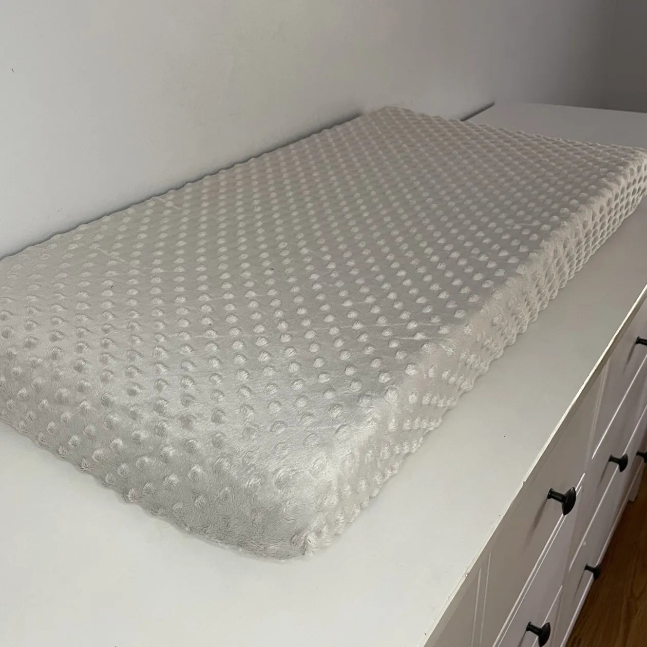 Housse matelas à langer unie gris pâle